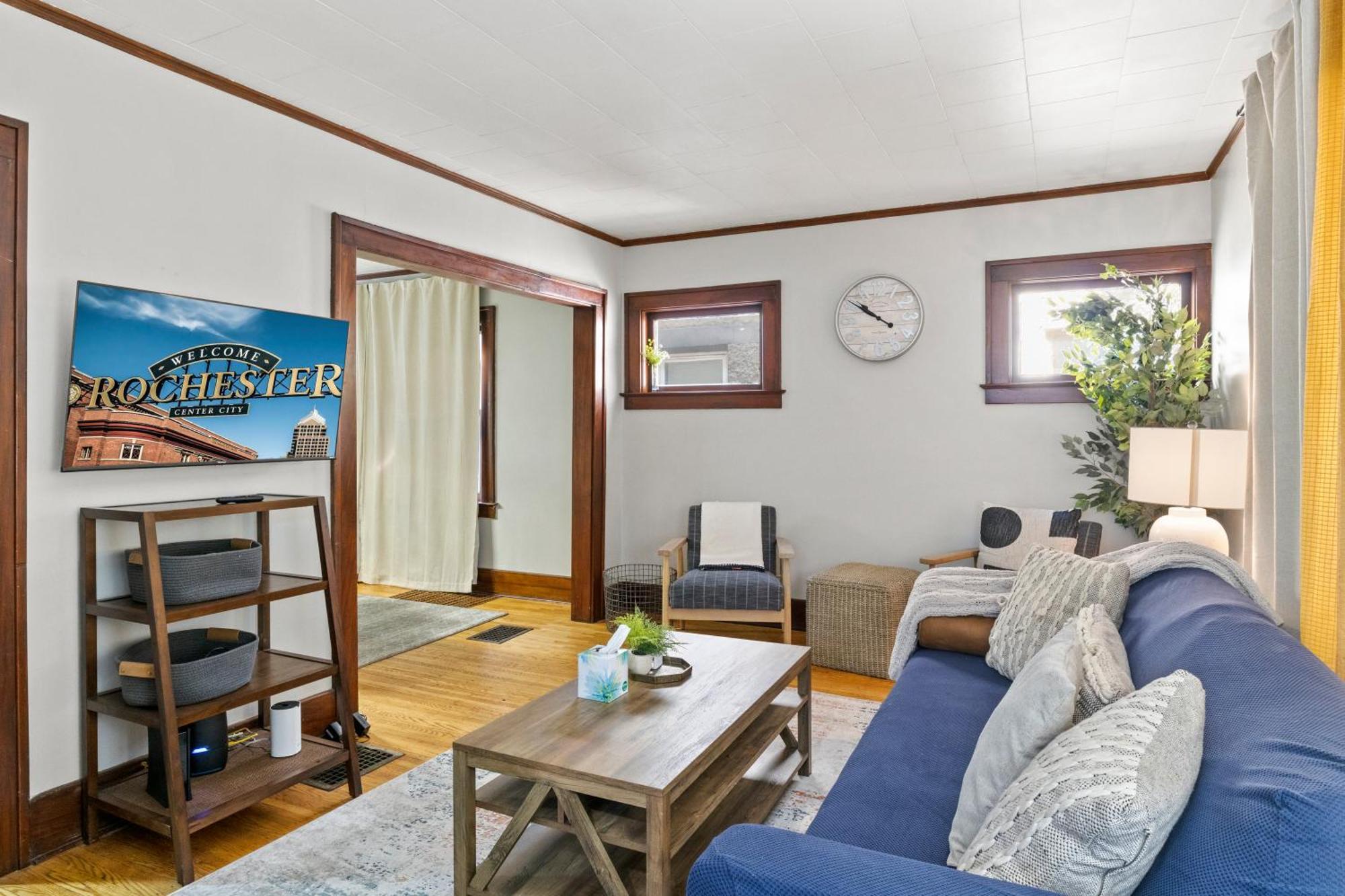 King Bed-Full Kitchen-Self Check-In-Parking-Uofr Villa Rochester Exterior foto